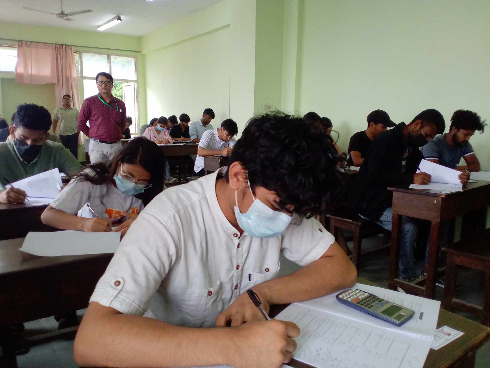 नेकमा विद्यार्थी प्रवेश परीक्षा सकियो ः परीक्षाफल आजै