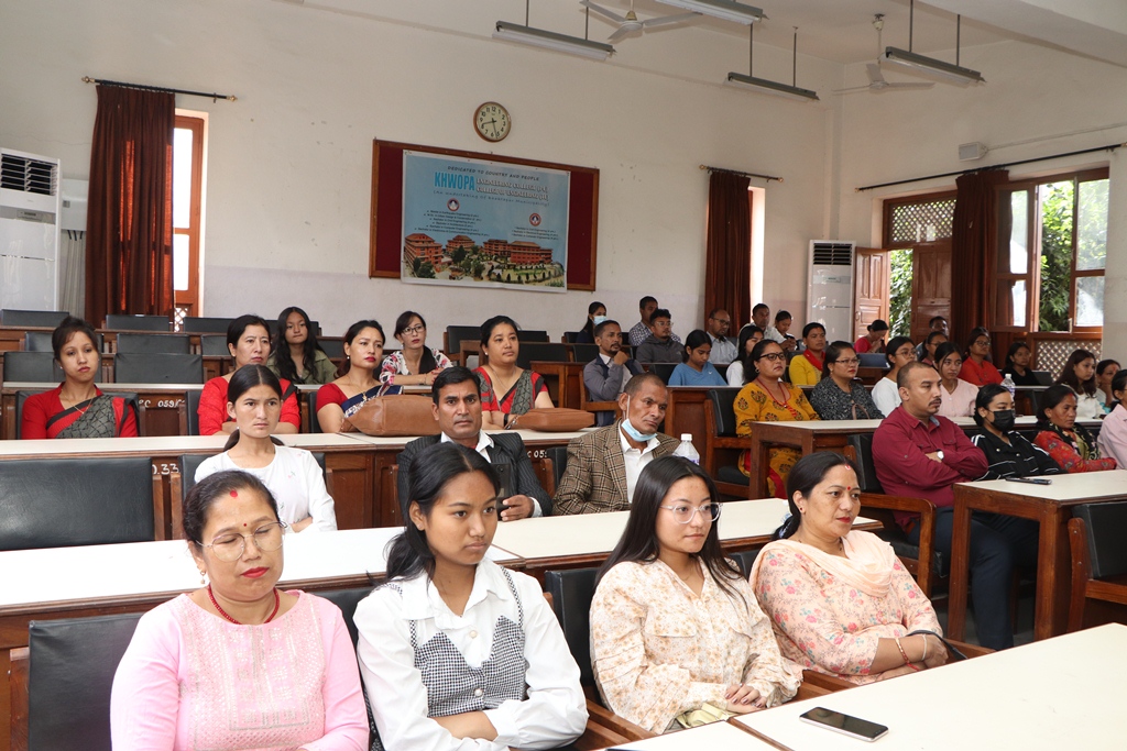राणाशासन र पञ्चायती शासनमा जस्तै बहुदलीय व्यवस्थामा पनि विद्यार्थीहरुलाई पढ्न कठिन