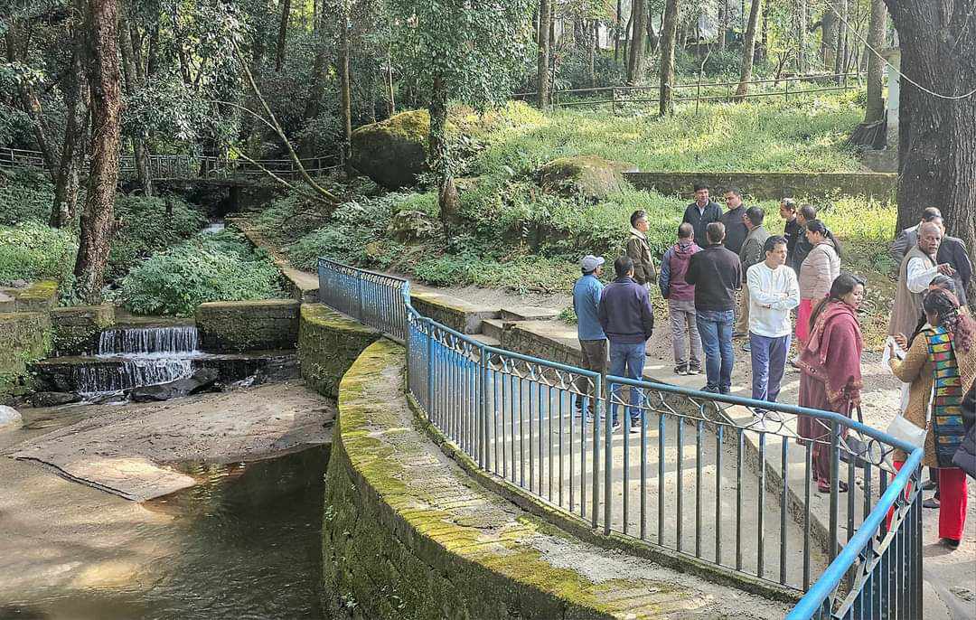 शिवपुरी जलाधार क्षेत्रको खानेपानी मुहानहरुको समस्या समाधानको विषयमा छलफल 