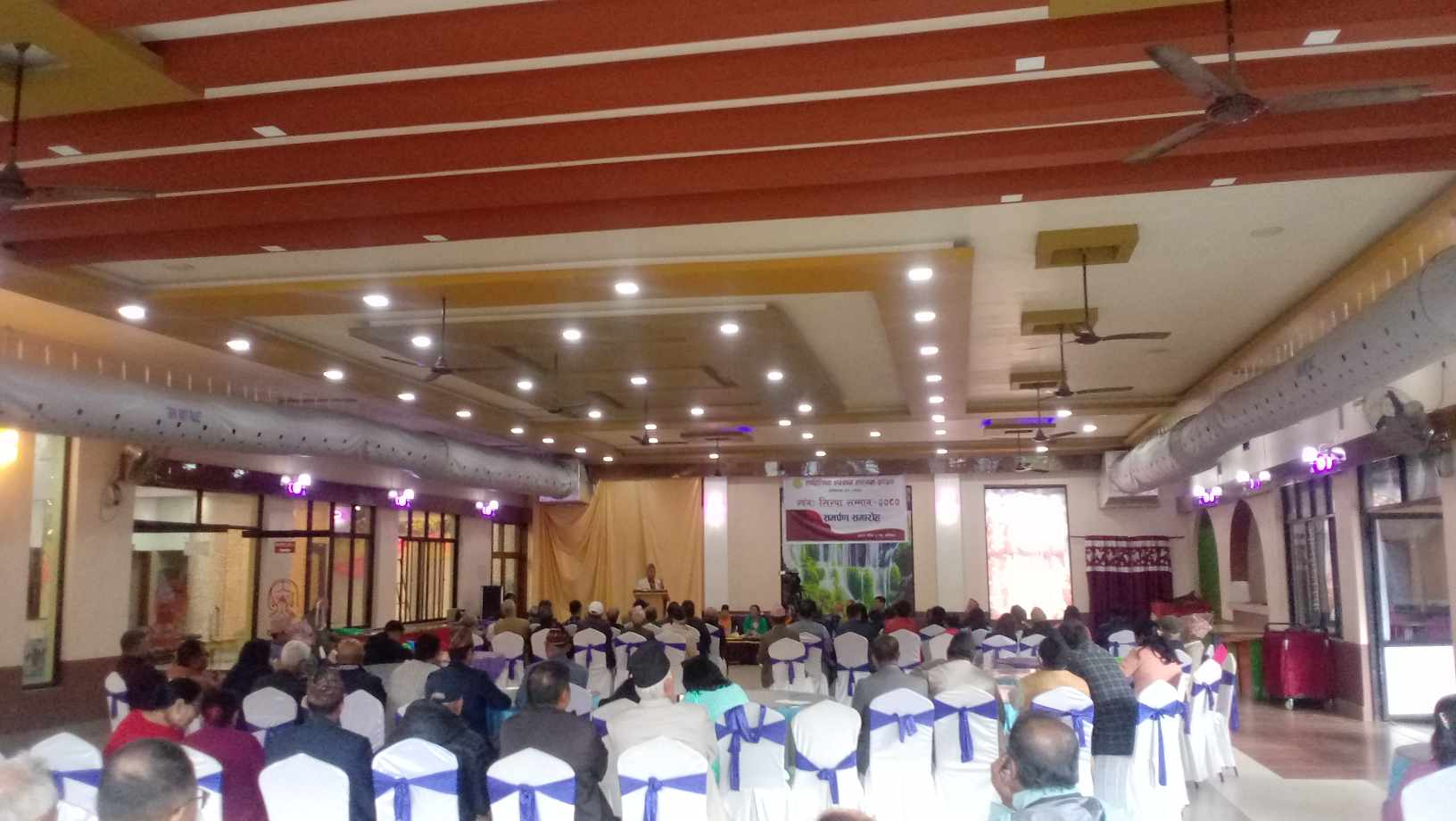 ५० हजार नगदसहितको ग्वंग सिरपा वितरण 