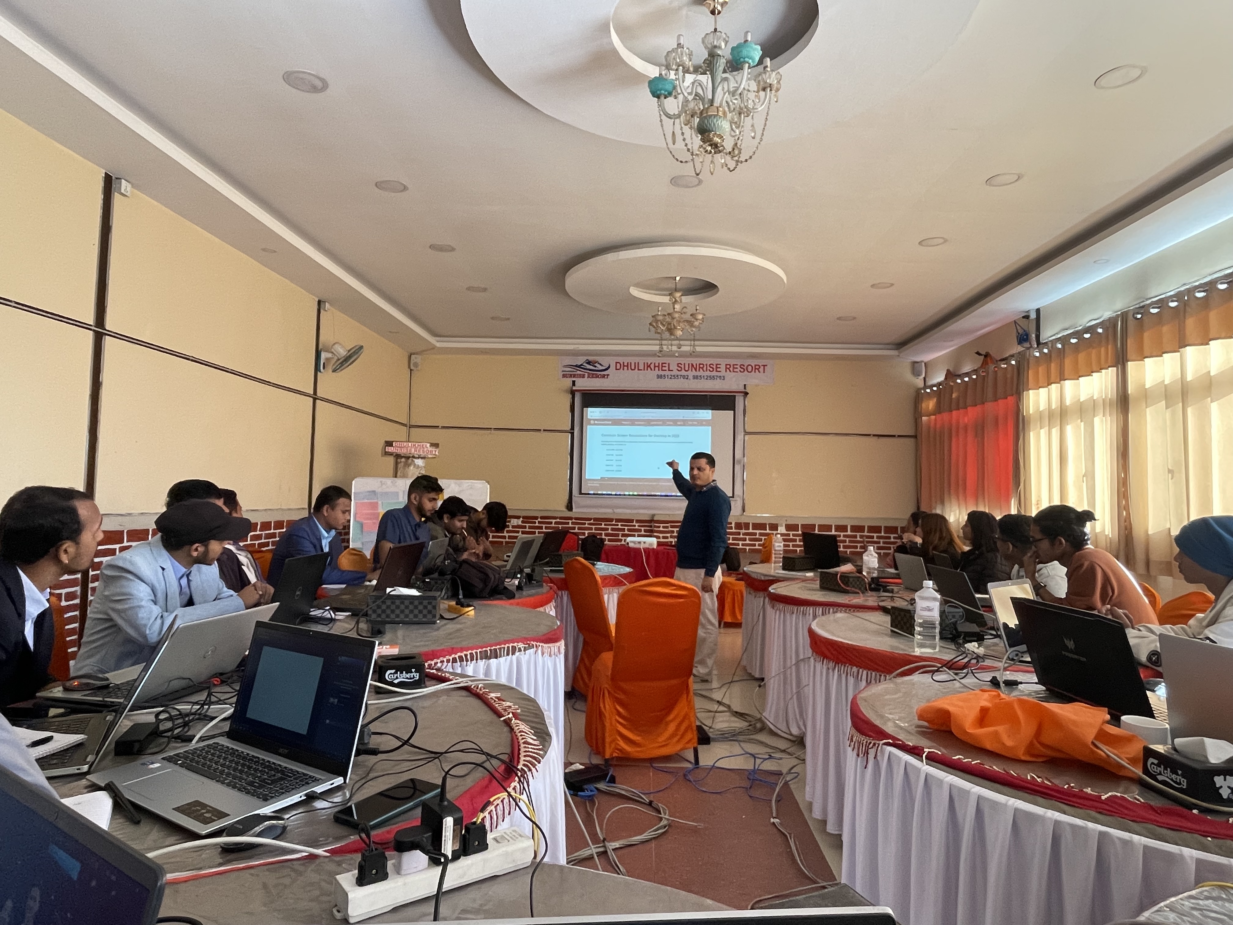 प्रशिक्षार्थीहरूको नियमित अनुगमन रजिष्ट्रार कार्यालयले गर्ने