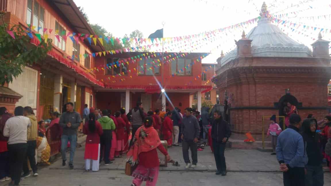 आज सकिमना पुन्हीको दिन भक्तपुरको निलकन्हेश्वर महादेवमा लागेको मेला