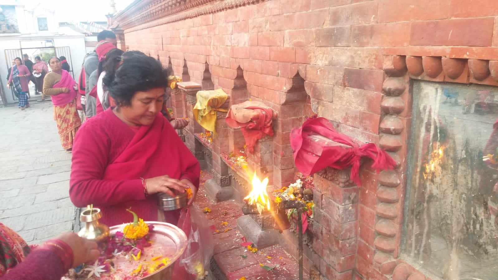 आज सकिमना पुन्हीको दिन भक्तपुरको निलकन्हेश्वर महादेवमा लागेको मेला