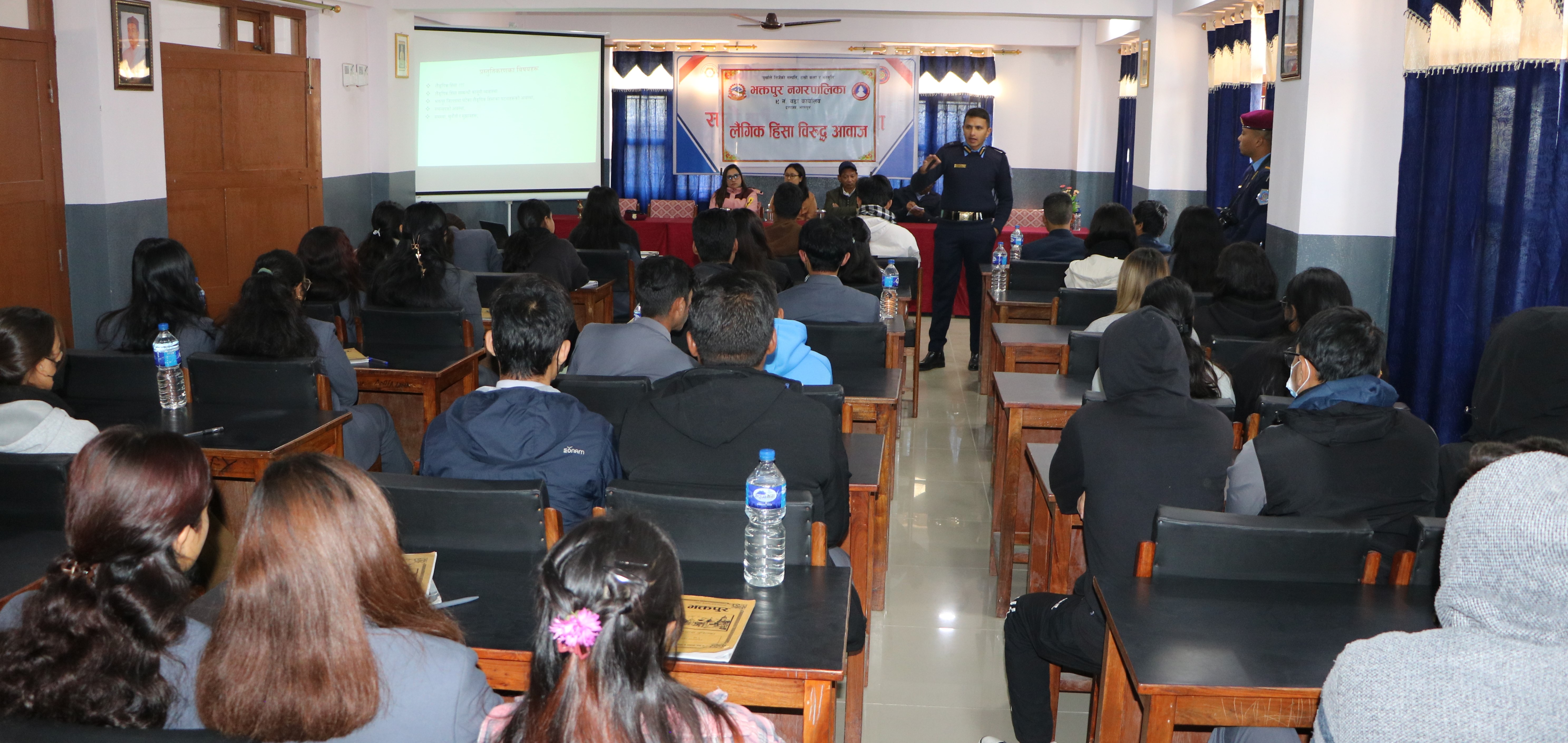 लैड्डिक हिंसाविरुद्ध विद्यर्थीहरुमाझ अन्तक्र्रिया