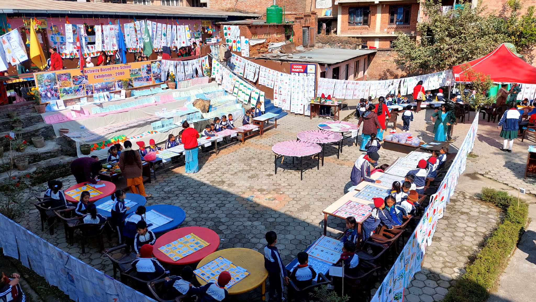 विनायक शिक्षा निकेतनकाे प्रि स्कुलमा शैक्षिक प्रदर्शनी 