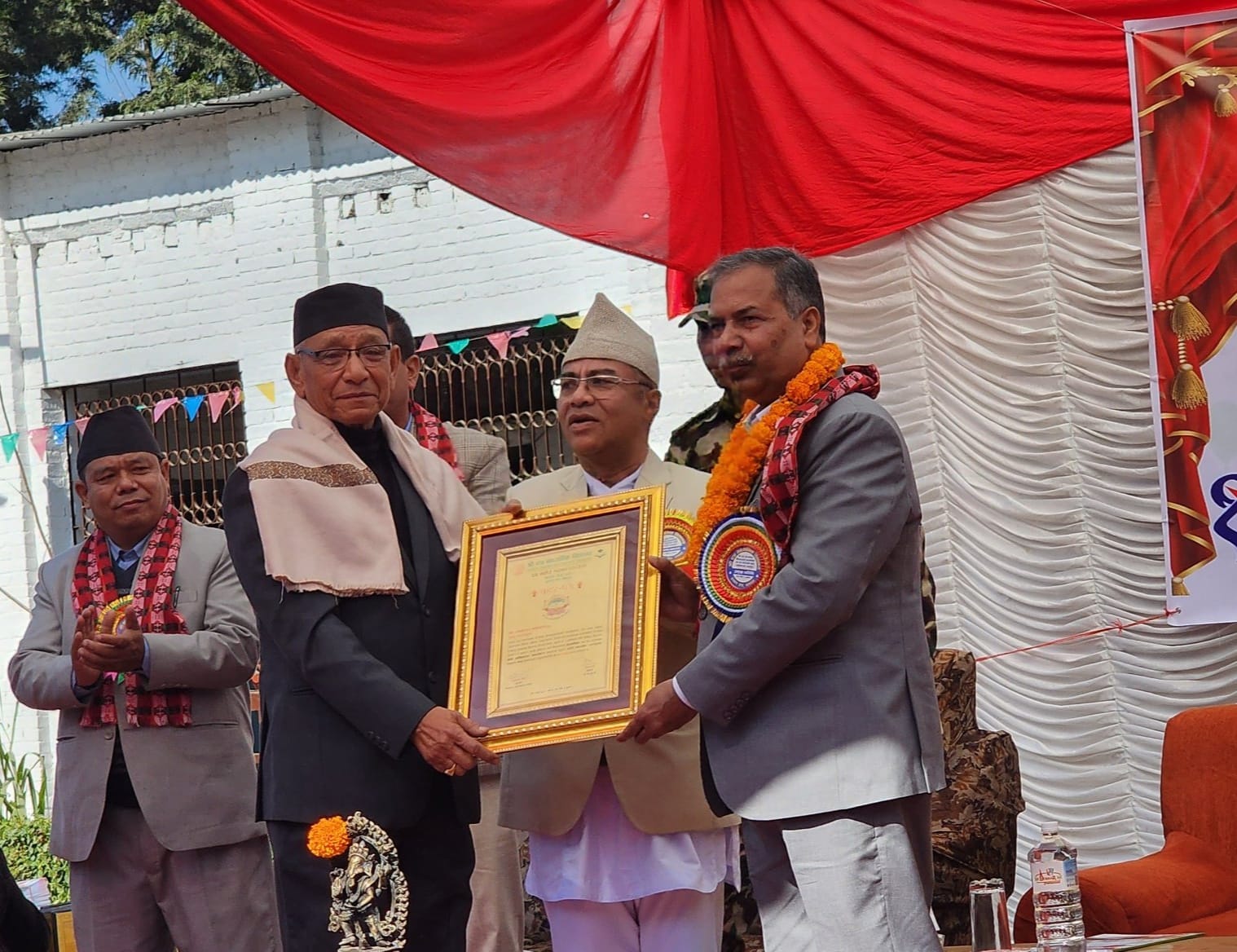 पद्य मावि एक सय वर्षमा ः उपराष्टपतिद्धारा उदघाटन