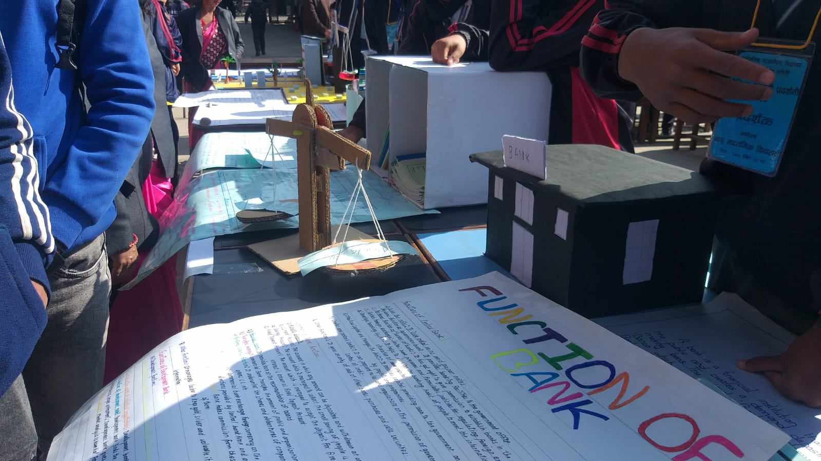 बासुमा शैक्षिक सामाग्री प्रदर्शनी (फोटो फिचर)