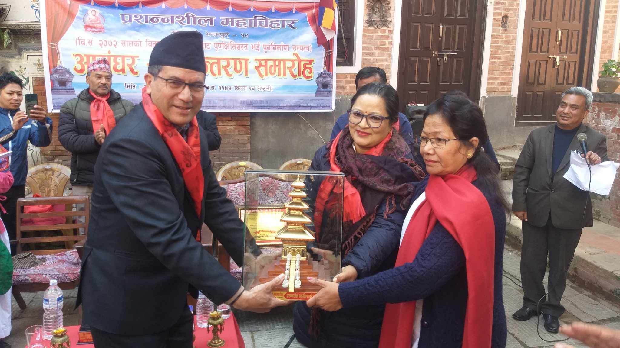 क्वाठन्डौंस्थित प्रशन्नशील महाविहारको आगँछेँ हस्तान्तरण