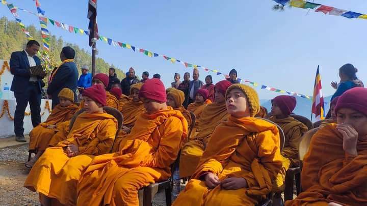 यसरी स्थापना गरियो सूर्यविनायक नैचालमा बृद्ध मूर्ति (तस्वीर कथा)