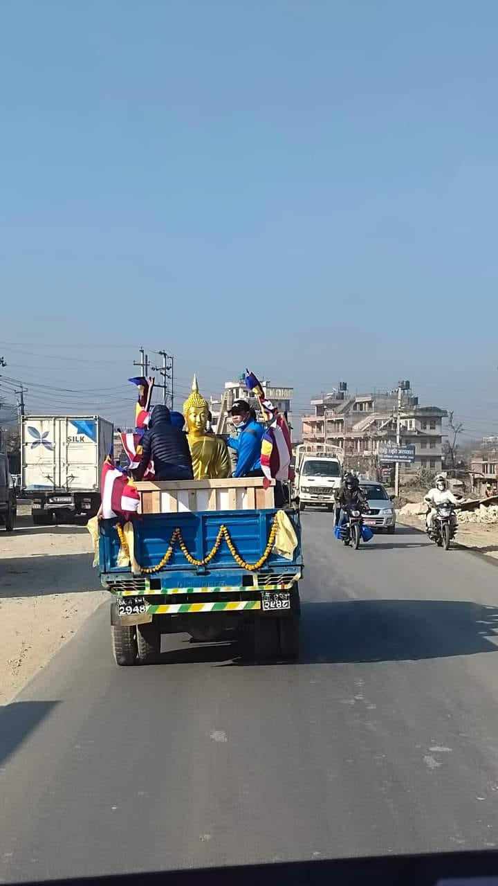 यसरी स्थापना गरियो सूर्यविनायक नैचालमा बृद्ध मूर्ति (तस्वीर कथा)