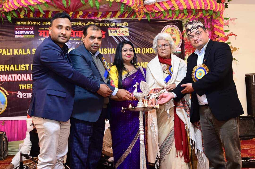 अहिंसाबाट मात्रै लोकतन्त्र र शान्ति स्थापना हुने 