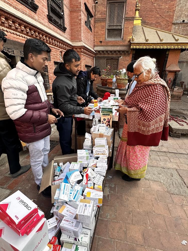 लायन्स क्लव अफ भक्तपुर स्वनिगद्धारा आयोजित निःशुल्क स्वास्थ्य शिविरको फोटो फिचर