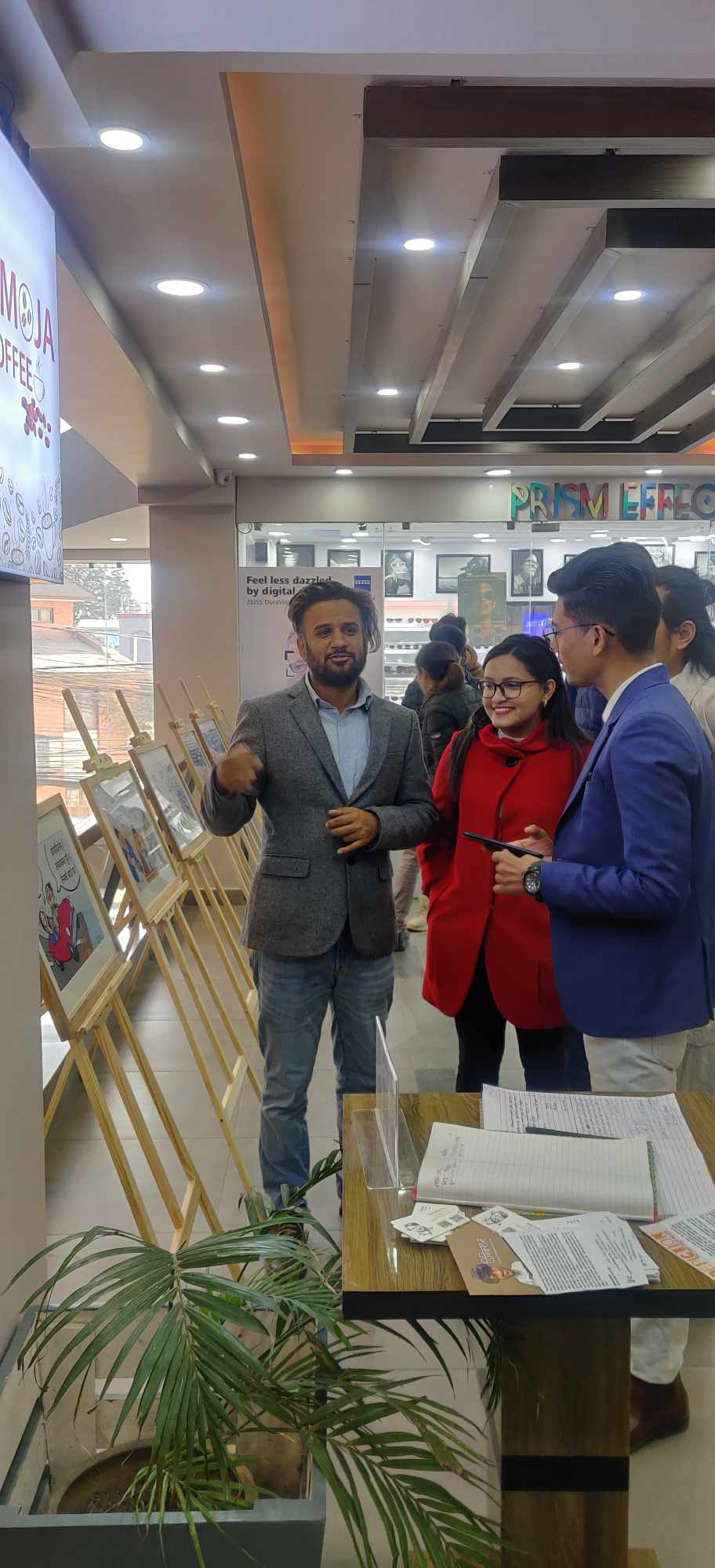 कार्टुनिष्ट रवि मिश्रको एकल कार्टुन प्रदर्शनी सुरू