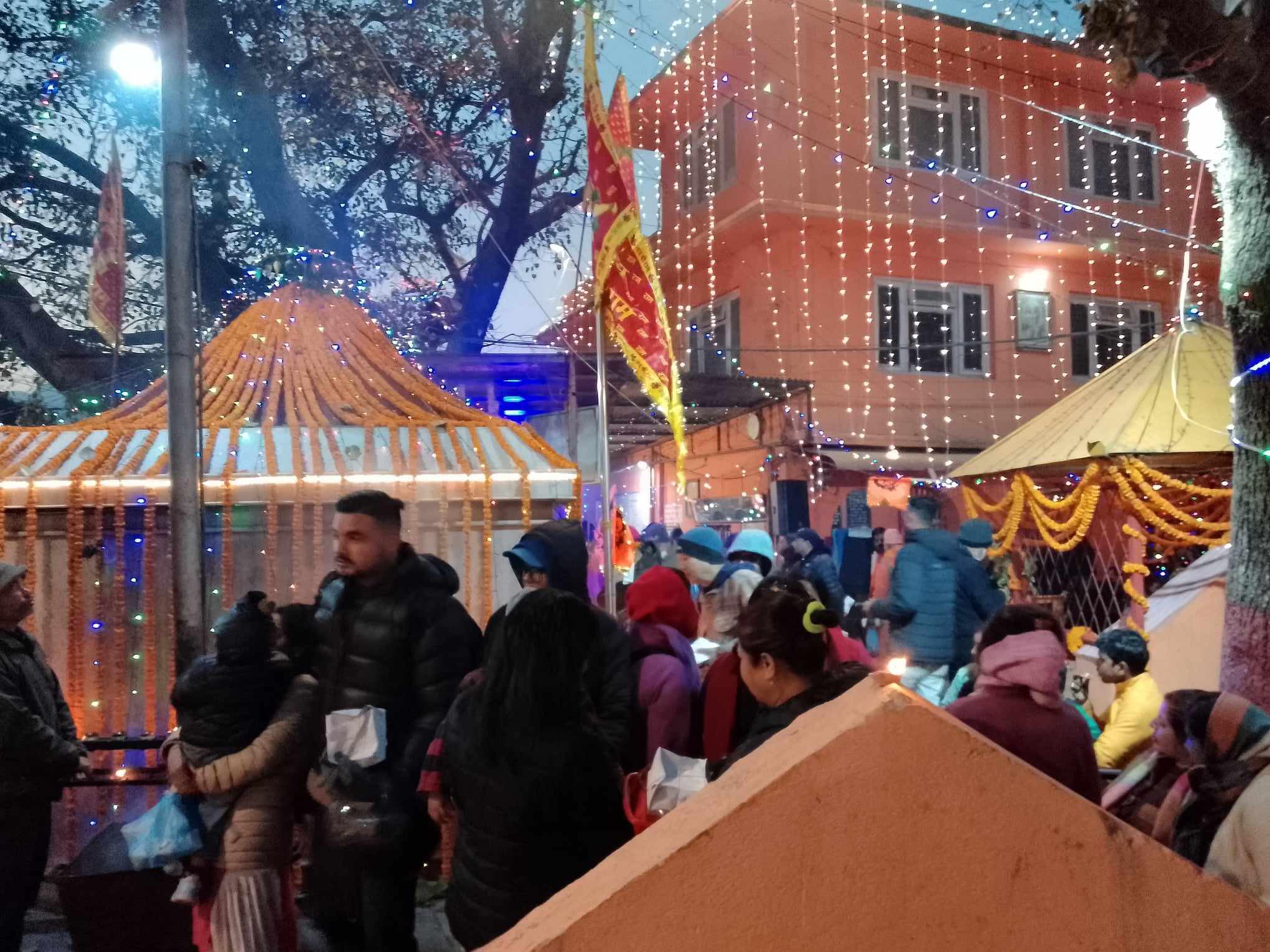 लगनखेलको हनुमान  मंदिरमा ११०१ दीप प्रज्वलन