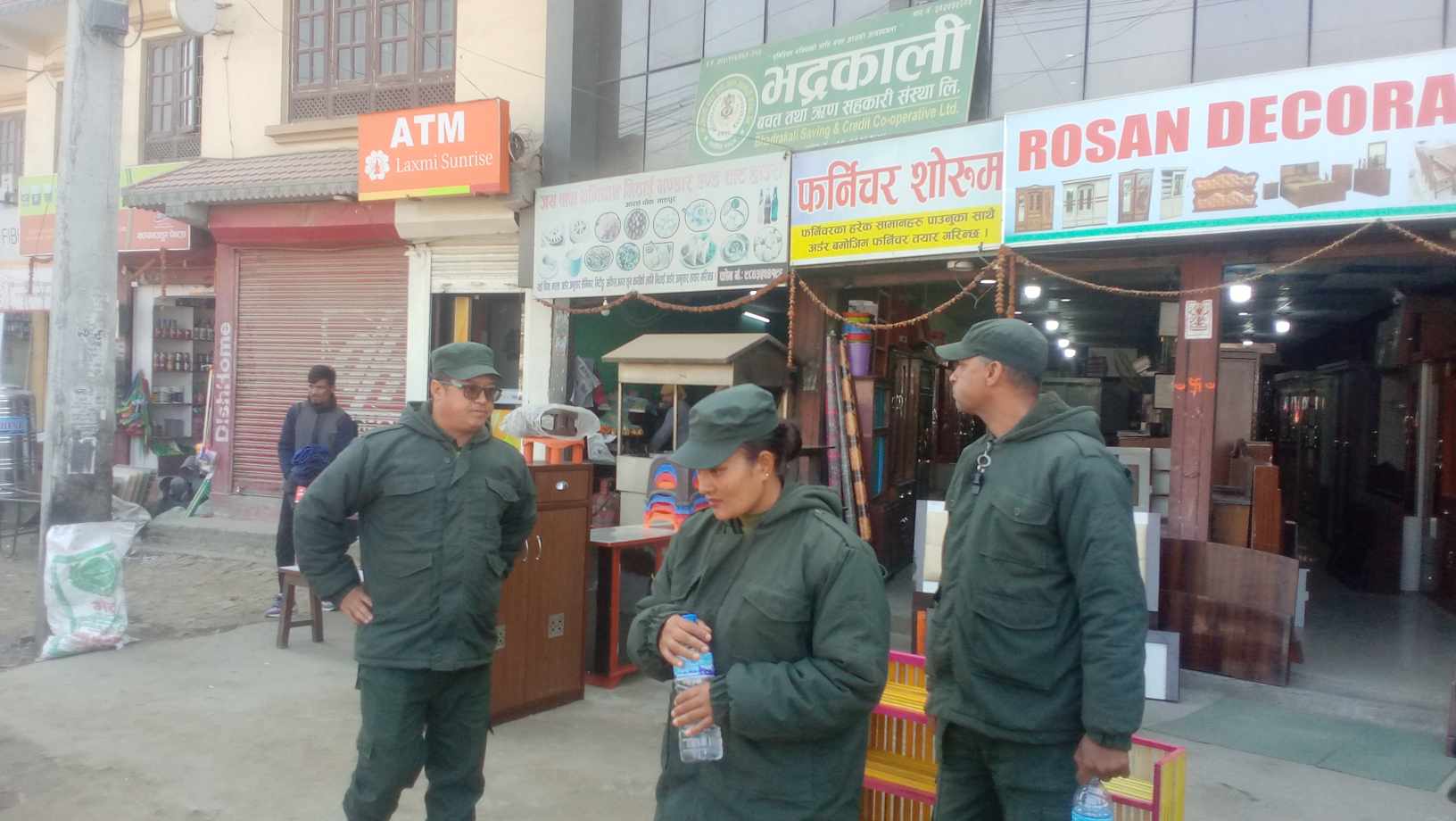 यसरी हटाइयो सूर्यविनायकदेखिका अस्थायी संरचनाहरु (तस्वीरमा)