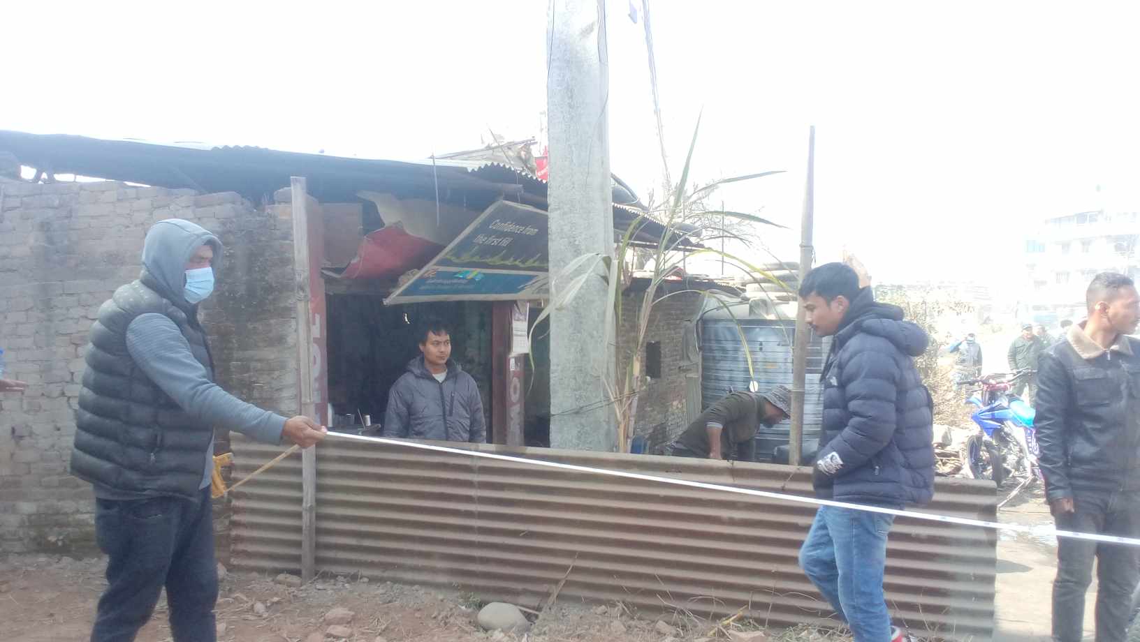 यसरी हटाइयो सूर्यविनायकदेखिका अस्थायी संरचनाहरु (तस्वीरमा)