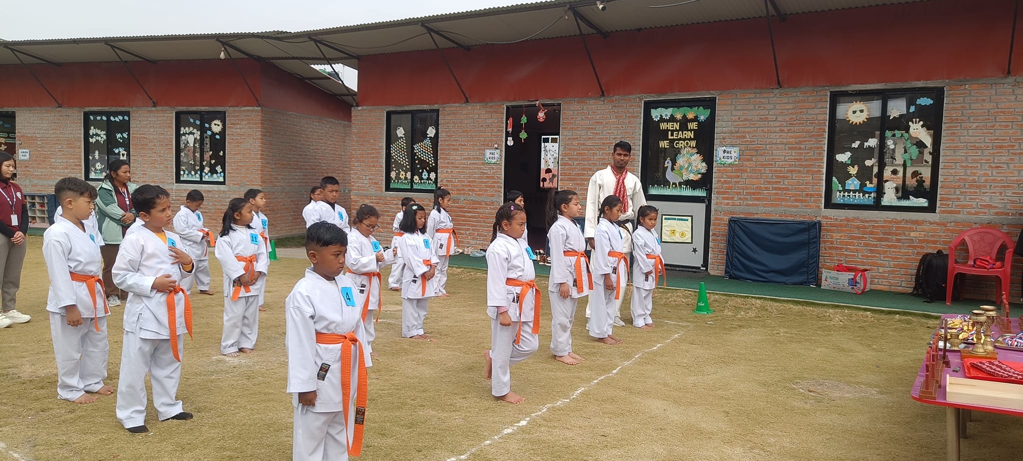 वी किड्स स्कूल सूर्यविनायकमा स्पोट्स कार्निभल २०८०