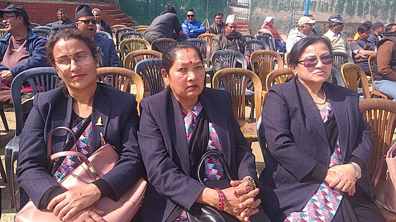 तस्वीरहरुमा भक्तपुर नगरव्यापी विद्यालयस्तरीय खेलकुद प्रतियोगिता 