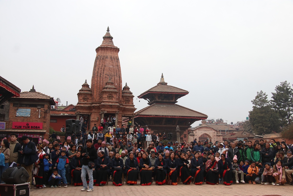 चिनिया नया वर्षको अवसरमा भक्तपुरमा विशेष सास्कृतिक प्रदर्शन (तस्वीरहरुसहित) 