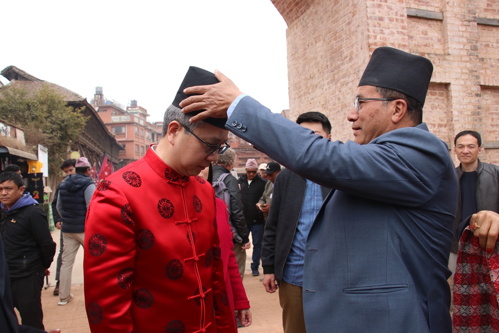 चिनिया नया वर्षको अवसरमा भक्तपुरमा विशेष सास्कृतिक प्रदर्शन (तस्वीरहरुसहित) 