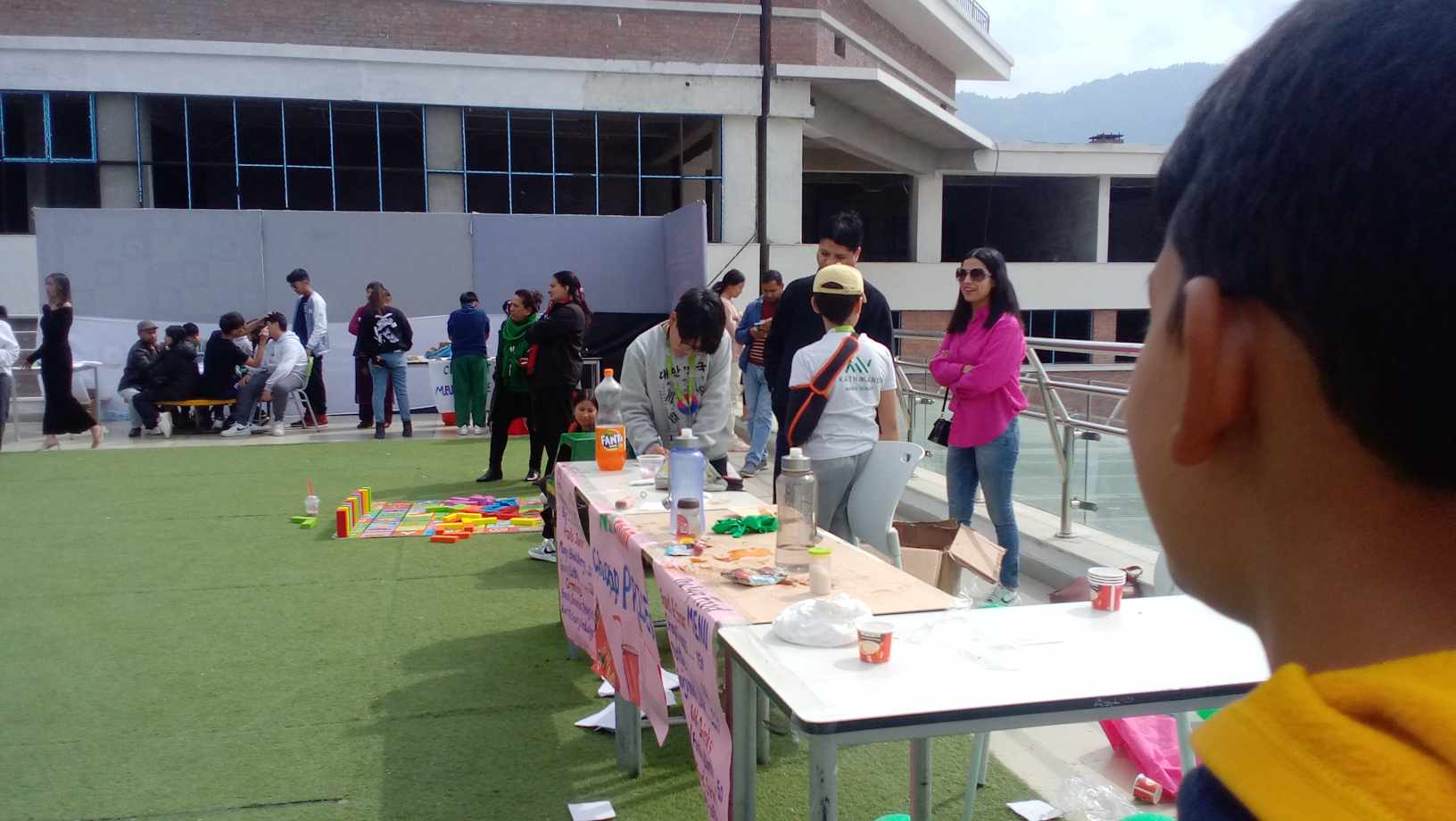 यस्तो रह्यो काठमाडौ वल्ड स्कुलको ओपन हाउस (तस्वीर कथा)