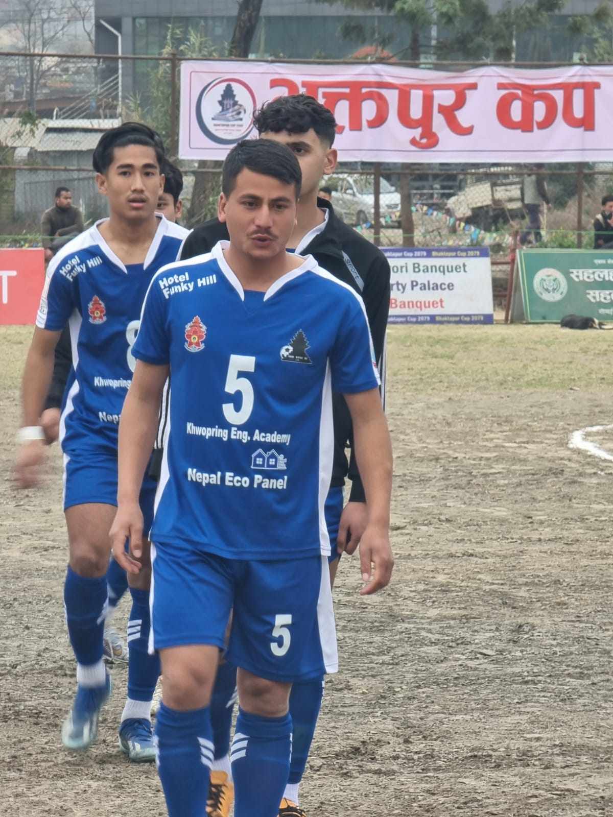 जब नेपाल इको प्यानलको जर्सीमा खेलाडी मैदानमा पुगे .........
