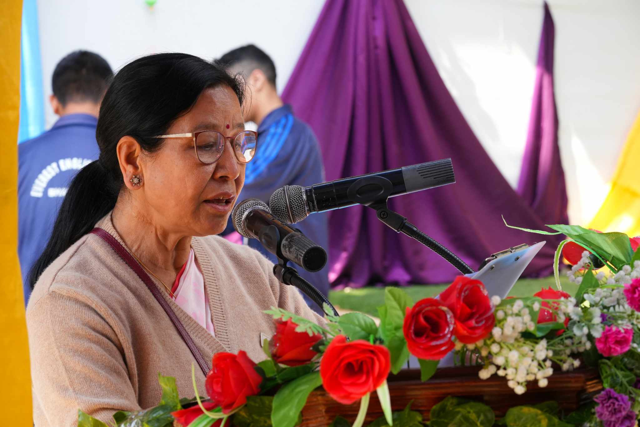 सकियो एभरेस्ट स्कुलमा १४ औँ ओपेन डे ः नचाए विद्यार्थीले  