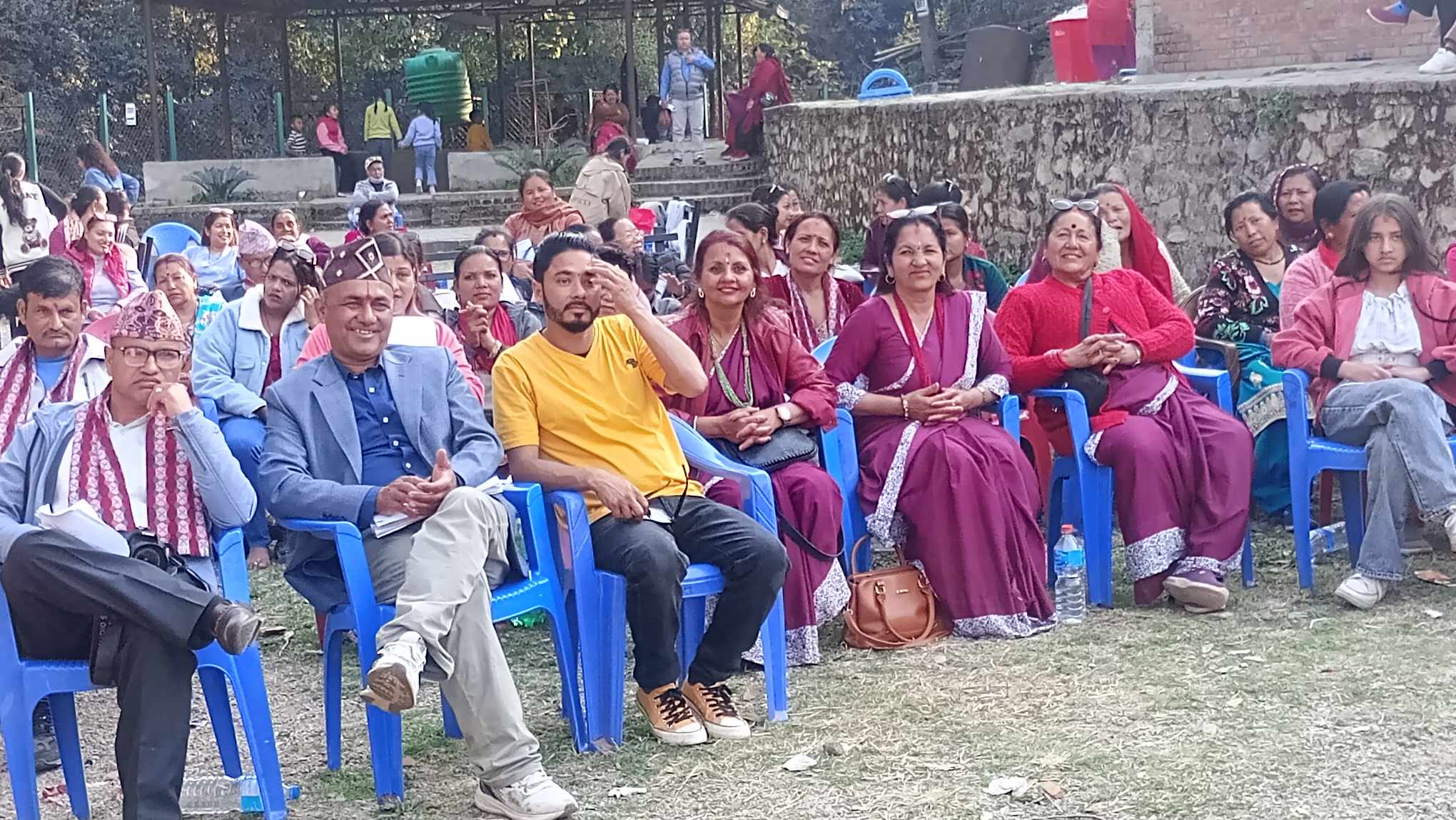 तस्बिरमा  सिपाडाेल क्षेत्र परोपकार समाजको छैठौं साधारण सभा
