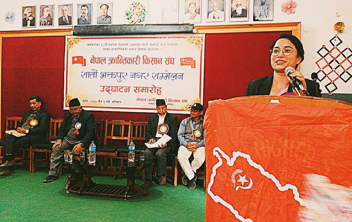 तस्वीरमा नेक्राकि संघ भक्तपुर नगरको अधिवेशन 