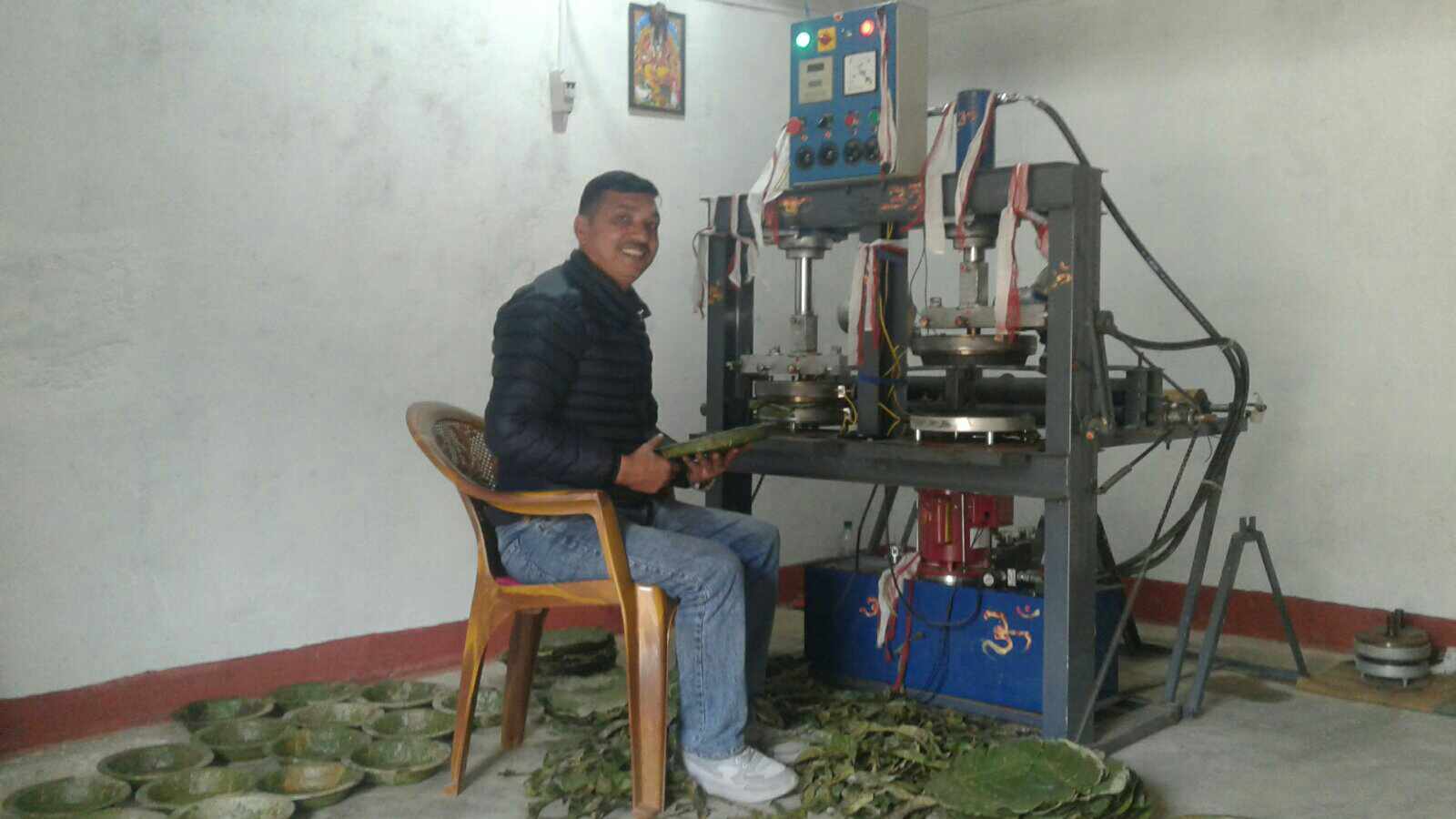 दुना टपरी उद्यममा मस्त शारदाप्रसाद चालिसे