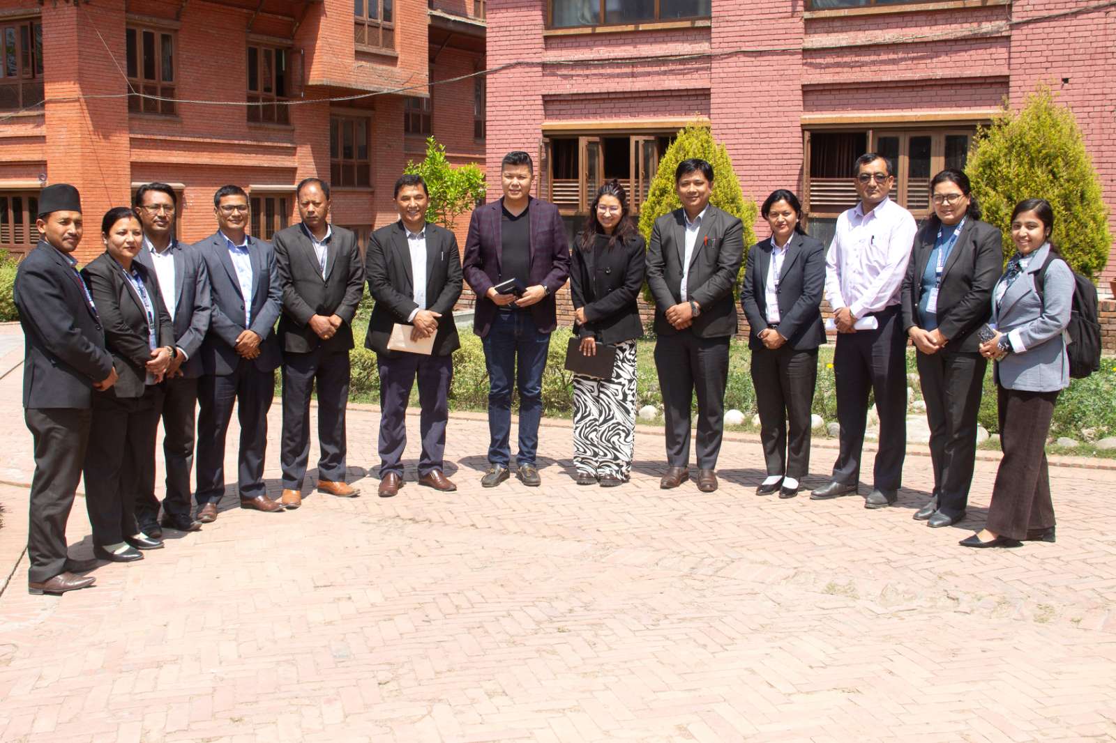 ख्वप कलेज र आइडिया स्टुडियो विच सम्झौता