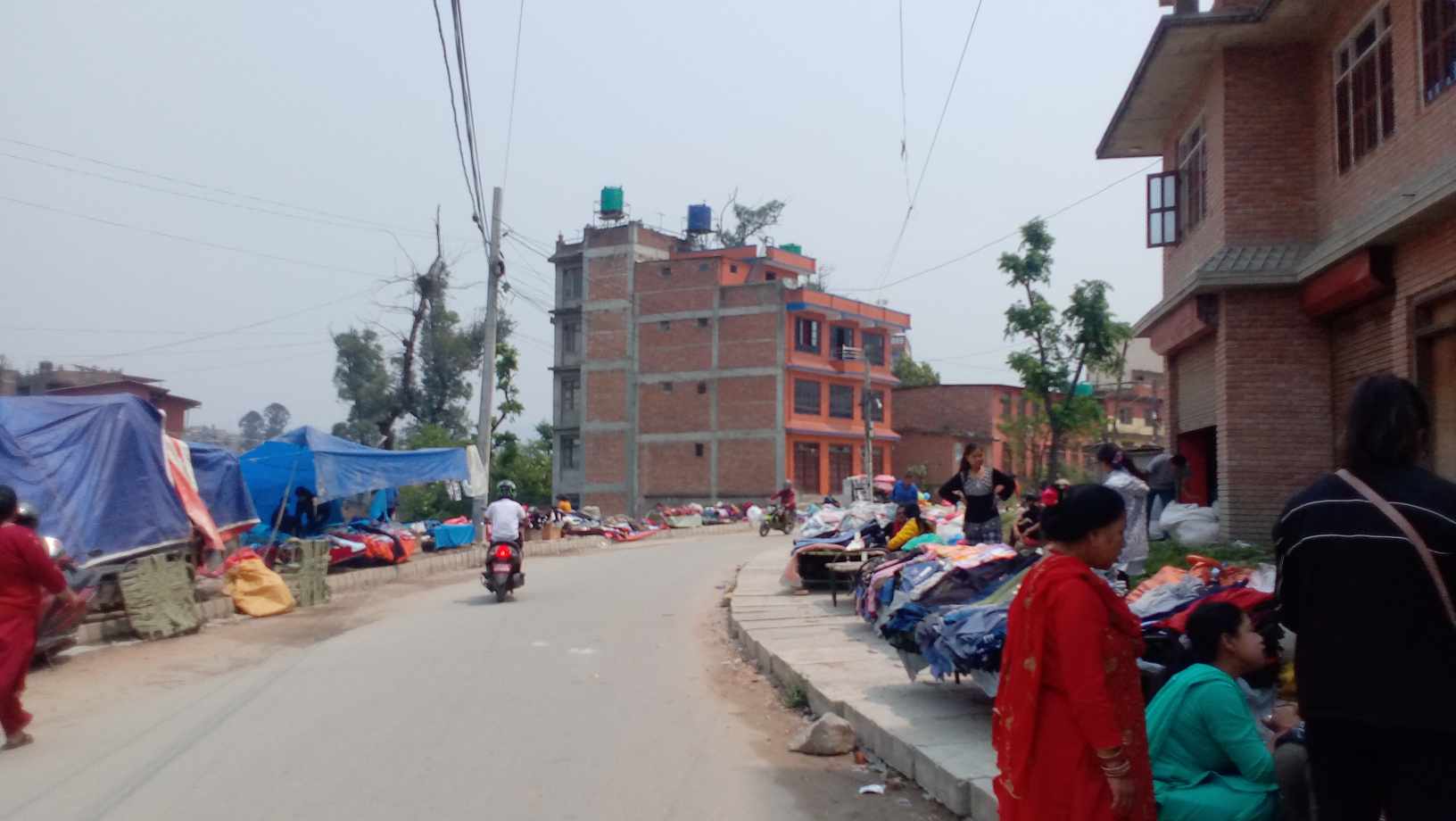 तस्वीरहरुमा यसिंद्य उठाउने ठाउँं योसिंख्यका दृश्यहरु