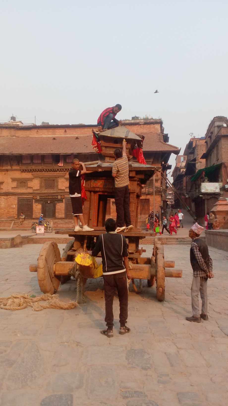 भैलख र नकिंजु खचा तःमारीमा ः आजभोलि नै विगार्न सकाउने 