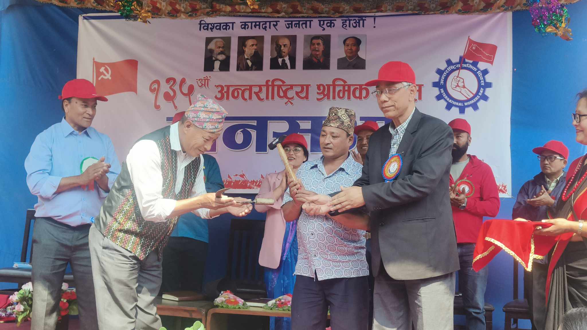 भक्तपुरको अन्तर्राष्टिय श्रमिक दिवस तस्वीरहरुमा 