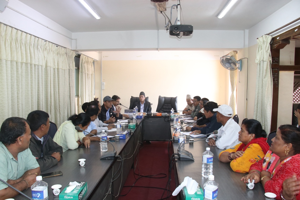 आदर्श चोक निर्माणको सम्भाव्यता अध्ययन गर्न बिजुक्छेँको संयोजकत्वमा ९ सदस्यीय कार्यदल गठन