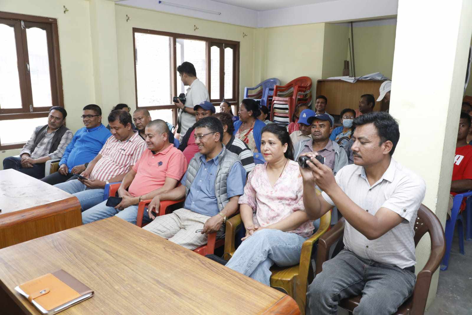 एमालेको भक्तपुरको अधिवेशनबारे पत्रकार सम्मेलन ः अध्यक्षको उम्मेदबारी घोषणा 