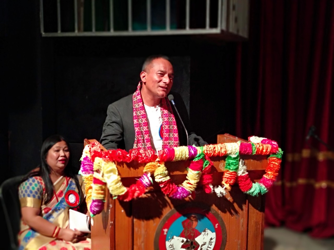 यस्तो गर्नुपर्छ स्वदेशमै केही गर्न (तथ्यांकसहित)  