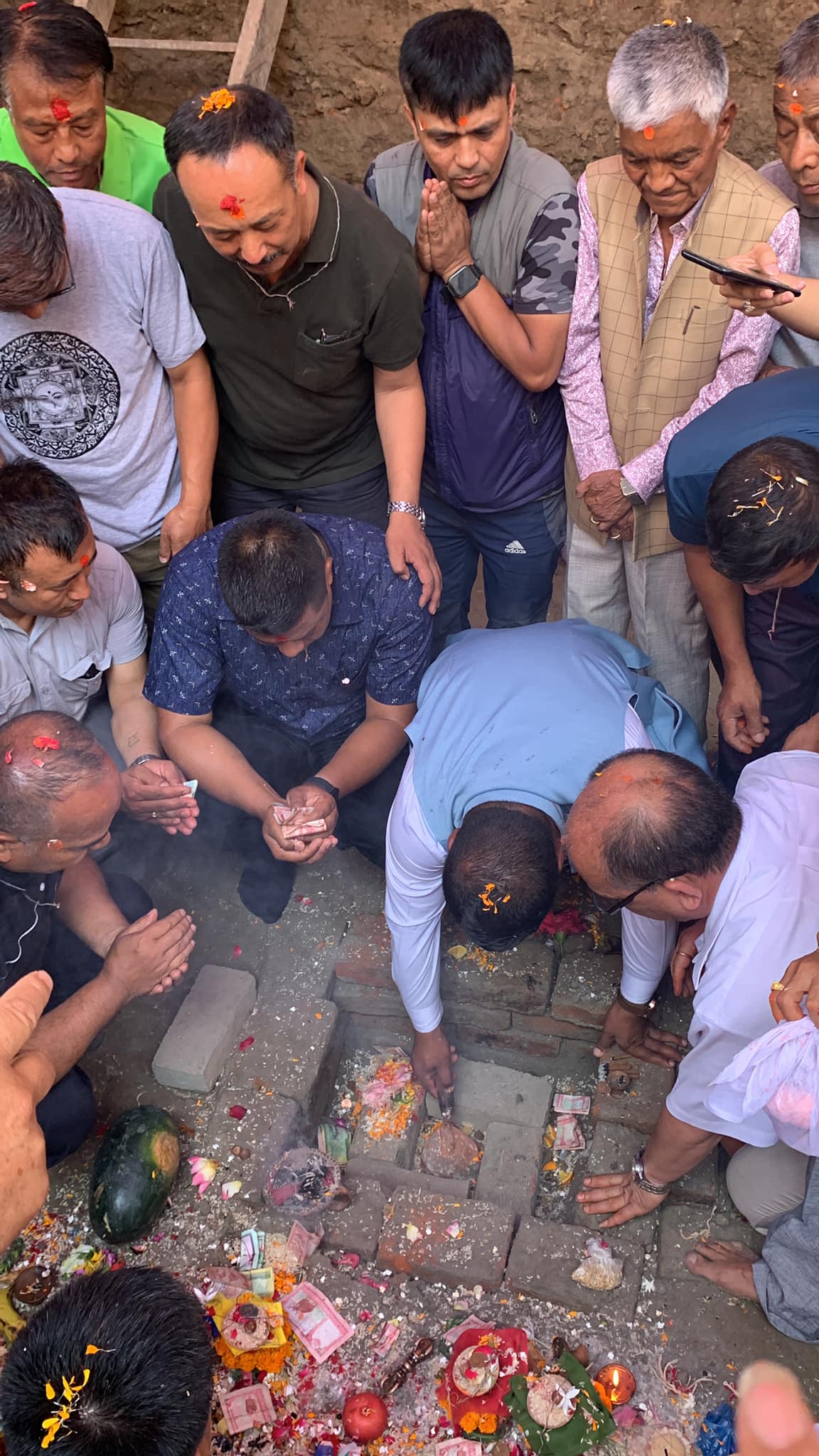 पाँंच सय ६० वर्ष पुरानो लोकेश्वर मन्दिर पुनर्निर्माण सुरु 