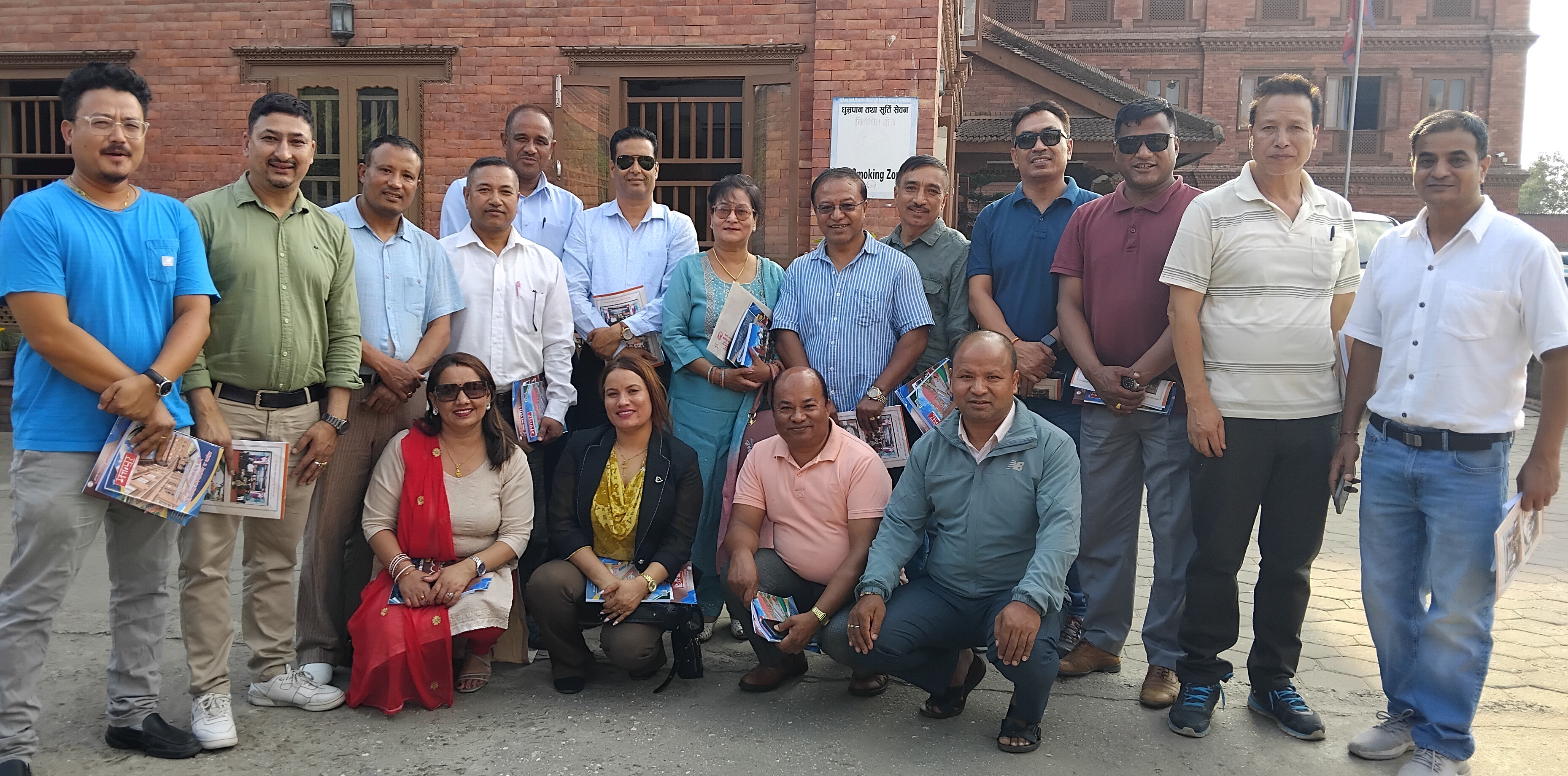 भक्तपुर नपाका प्रमुख र बीसीसीआई टोलीबीच भेट