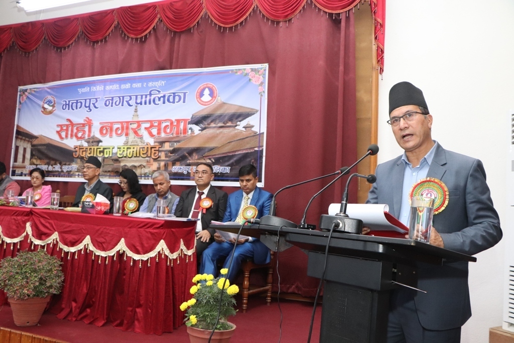 मौलिक शैलीमा घर बनाउने ९ जना घरधनीलाई १९ लाख वढीको अनुदान रकम हस्तान्तरण 
