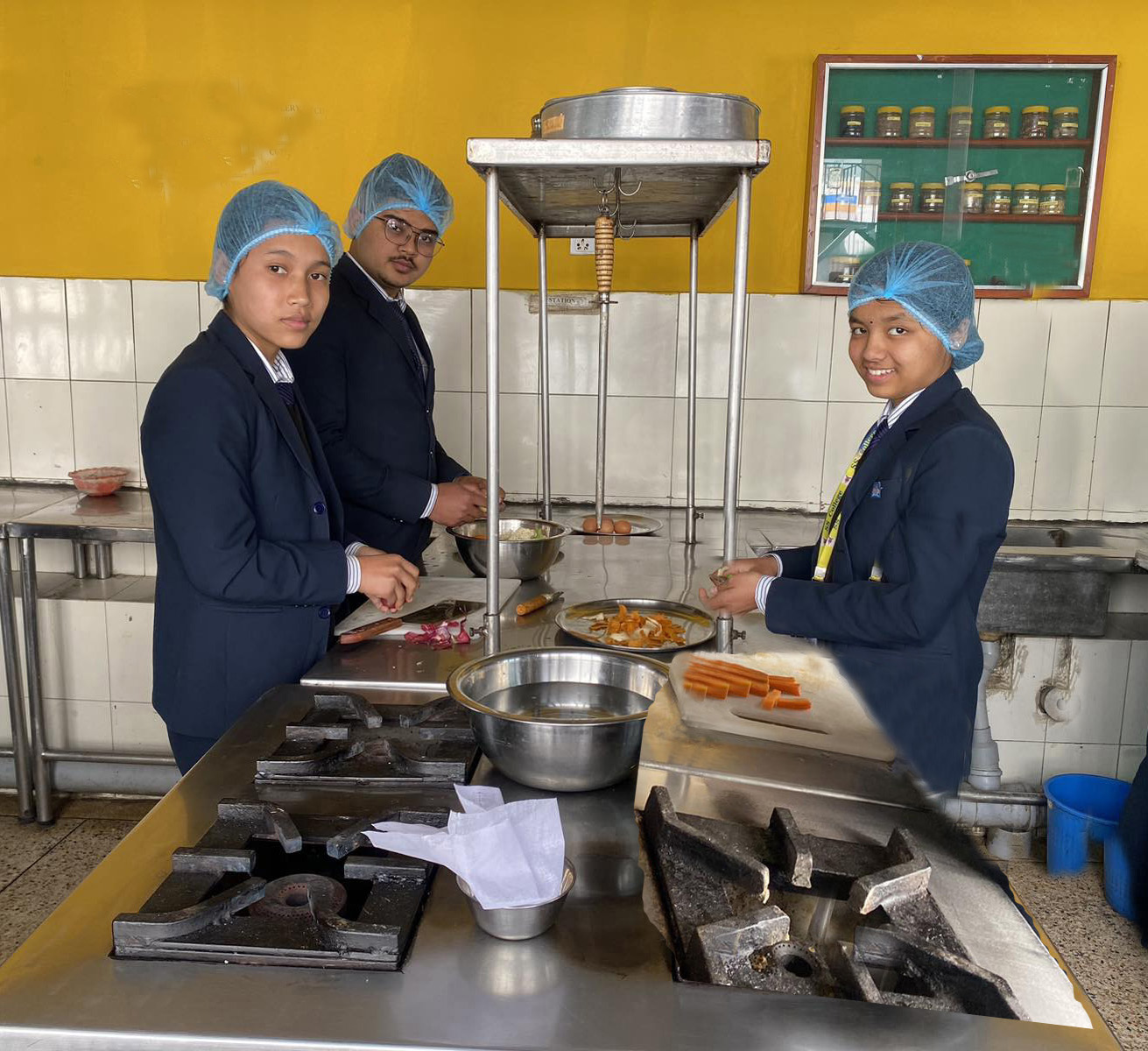 यस्तो छ एस.एस.को १७ वर्षे यात्रा