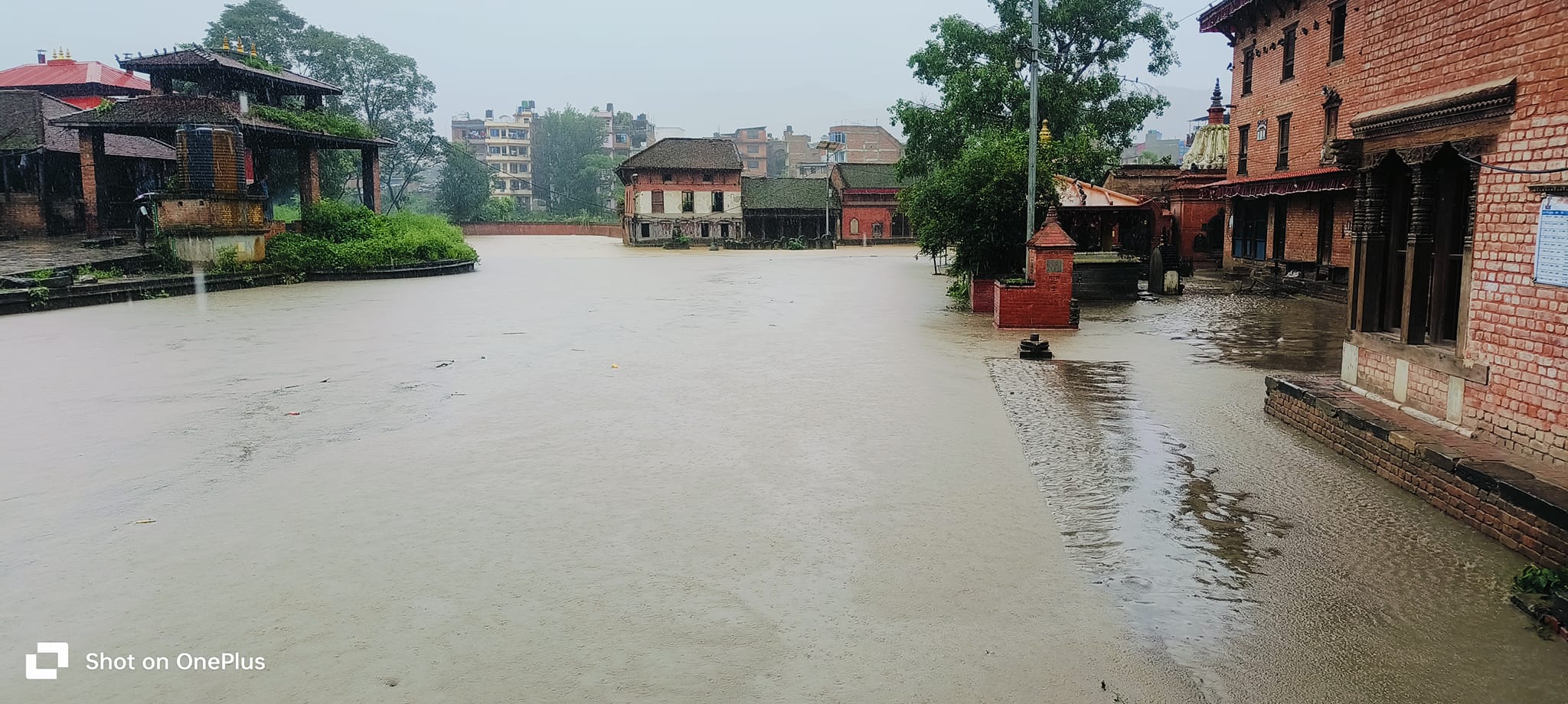 भक्तपुर डुवान तस्वीरहरुमा