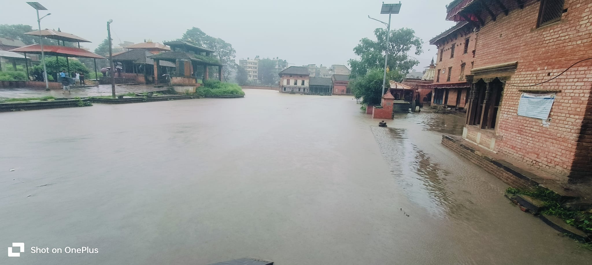 भक्तपुर डुवान तस्वीरहरुमा