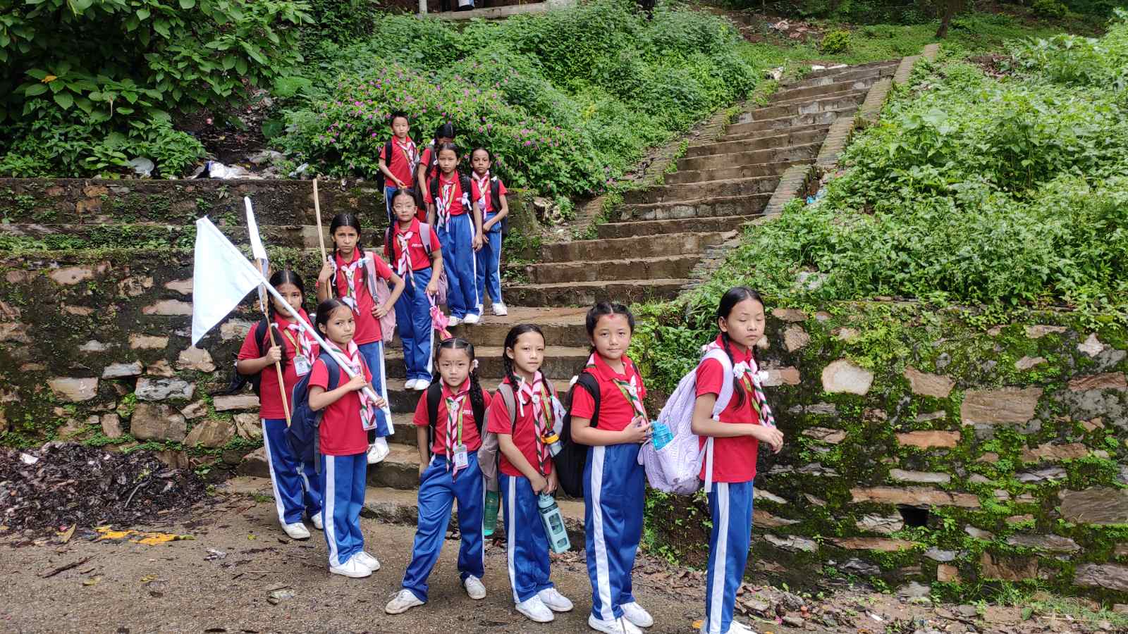  आँसु र पसिना बगाएर टी हाइकमा रमाईयो 