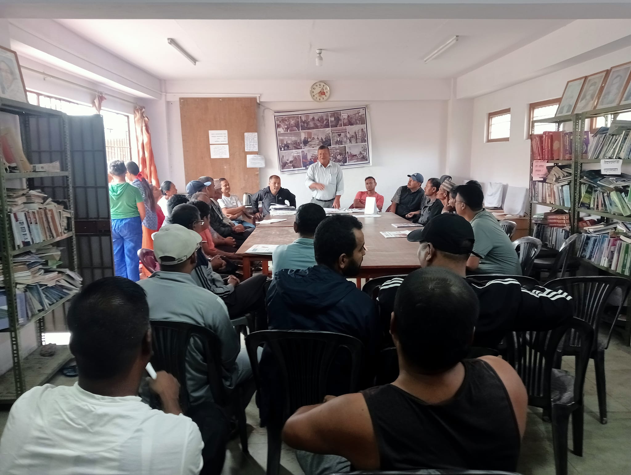 झौखेलको कासन खुपांगा लुकुण्डोल सडकमा सिंमाकनबारे छलफल