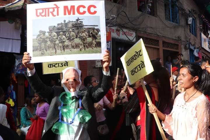 देश चलाउनेहरुको वास्तविक अनुहार गाईजात्रामा 