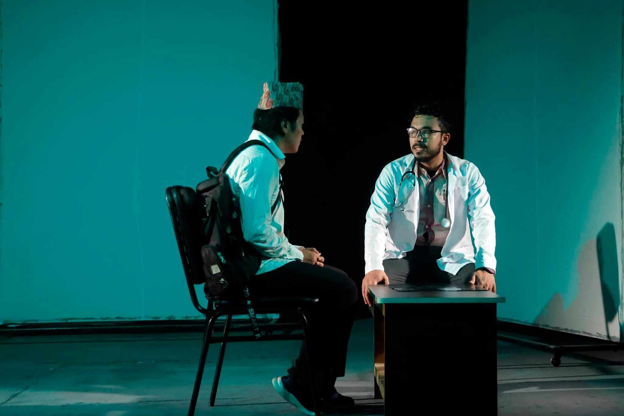 फुर्सदमा हुनुहुन्छ ? मण्डला थिएटर थापागाउँं जानुहोस् 