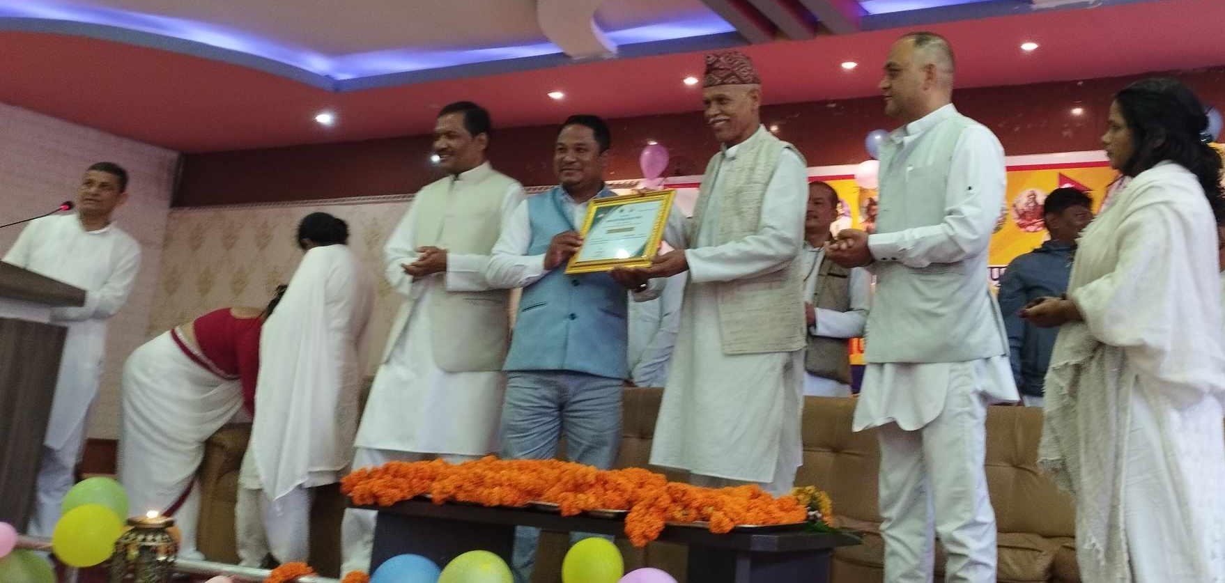 पतञ्जली भक्तपुरमा नित्यनाथ र सुनिता श्रेष्ठ