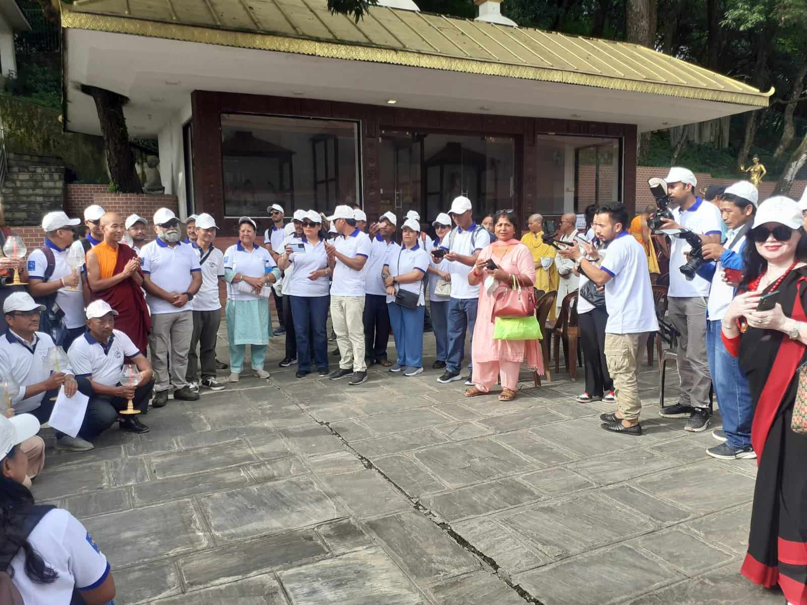 तस्वीरहरुमा विश्व शान्ति पदयात्रा 