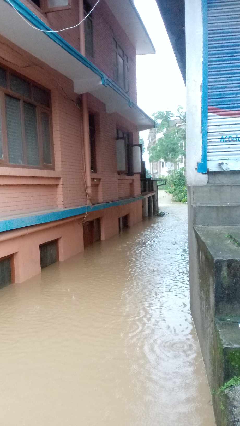 अविरल वर्षा ः भक्तपुरमा कता केके भयो ? (तस्वीरहरुसहित) 